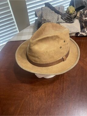 Vintage Country Gentleman suede hat fedora
